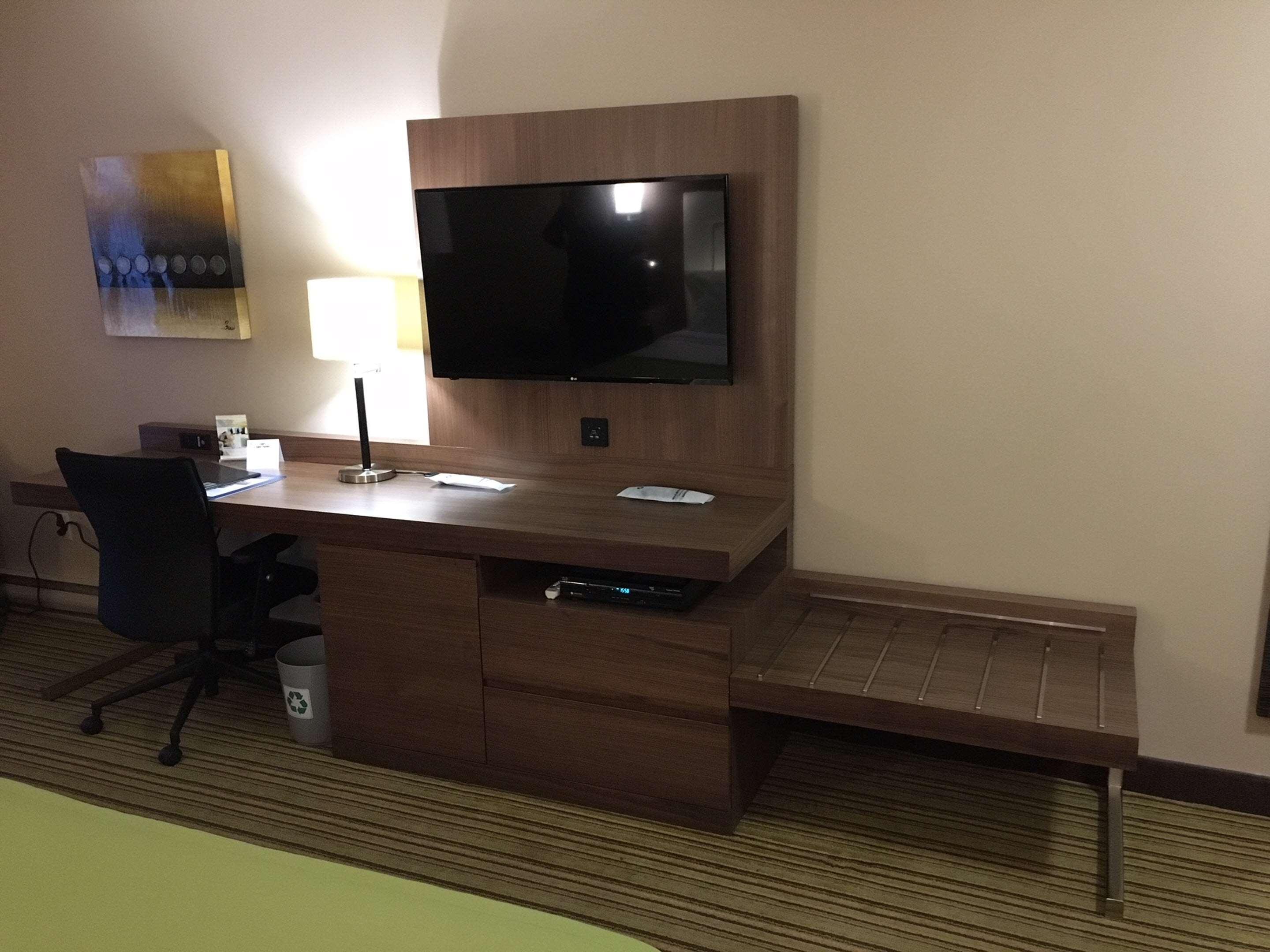 เบสท์ เวสเทิร์น พลัส มงต์ ลอเรียร์ Hotel มองต์-ลอริเยร์ ภายนอก รูปภาพ